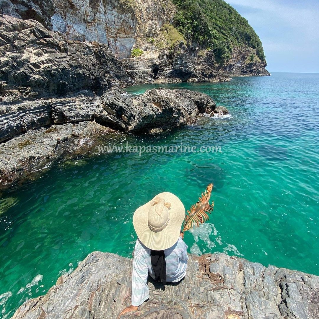 officialmyzaa 1615880376758109 Pakej Pulau Kapas | Day Trip Pulau Kapas Pulau Kapas yang sangat menarik, namanya seindah maksudnya membawakan anda desiran pantai memutih dek kapas. Adakah berbaloi bercuti di Pulau Kapas?